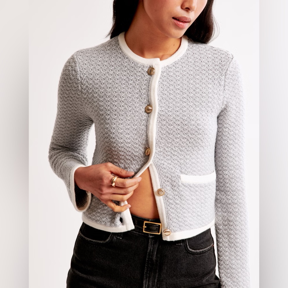 Women’s Abercrombie and Fitch Crewneck Textured Sweater